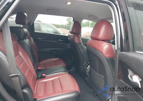 2019 Kia Sorento 2.4L L из США, поврежденный, VIN 5XYPG4A35KG585374